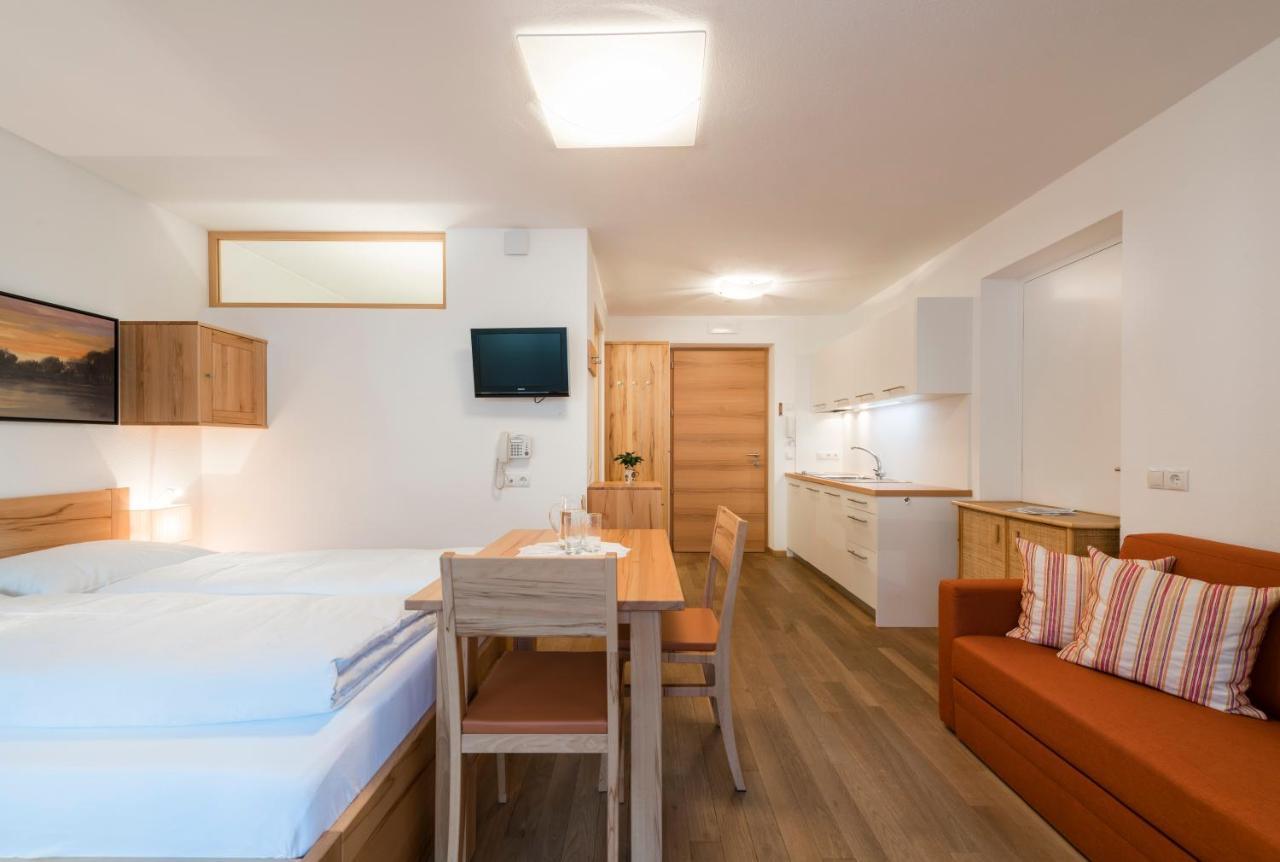 Residence Aichner Brunico Esterno foto